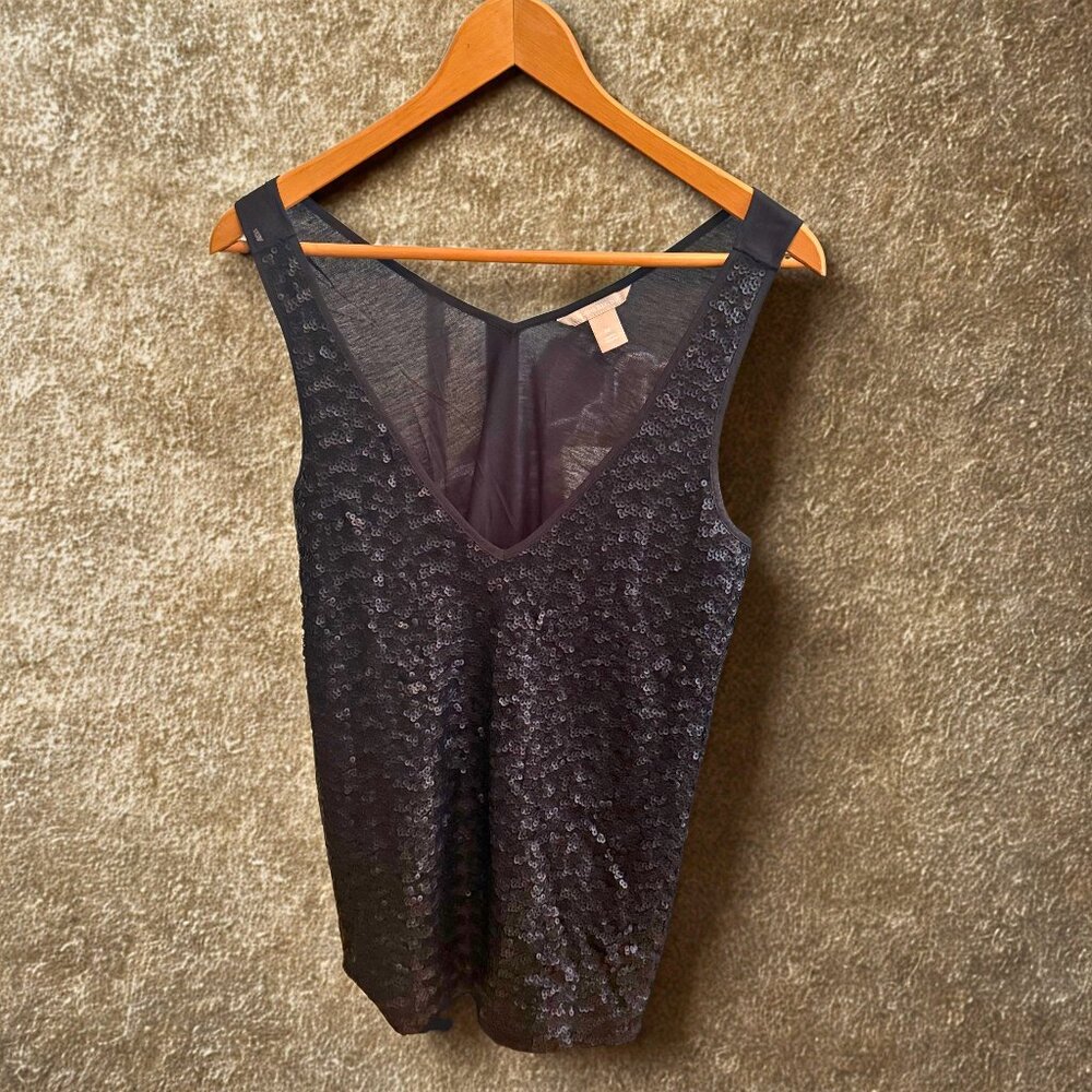 BANANA REPUBLIC 🏷️ Black Sequin Sleeveless V-Neck Top